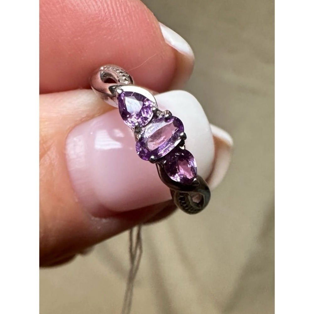 NEW Madagascar Purple Sapphire Ring Size 7 Sterling Silver